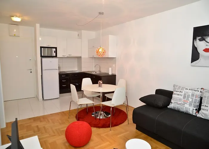 골든 게이트 아파트먼트 아파트