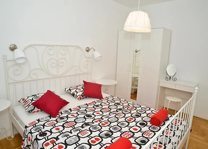 골든 게이트 아파트먼트 아파트 자다르