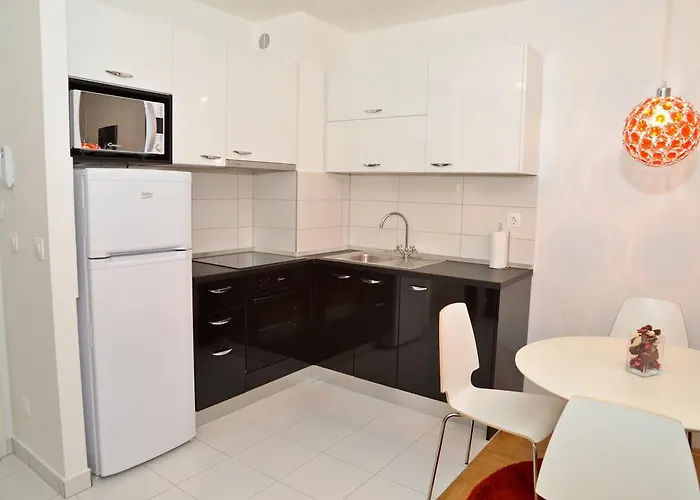 골든 게이트 아파트먼트 * 자다르