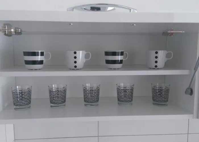 아파트 골든 게이트 아파트먼트 *