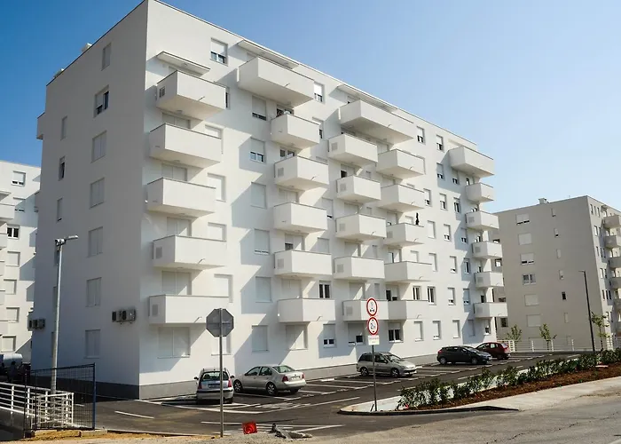 골든 게이트 아파트먼트 아파트