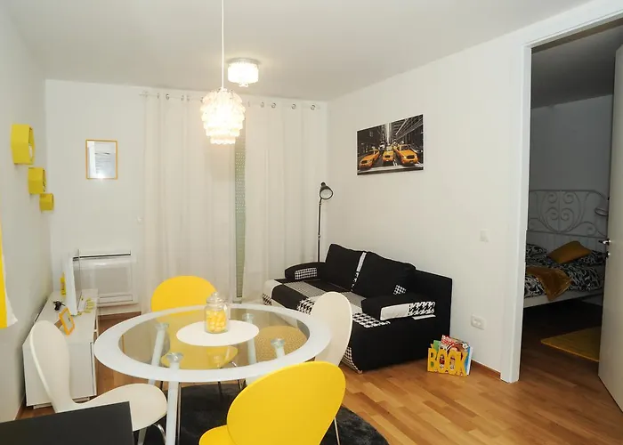 골든 게이트 아파트먼트 아파트