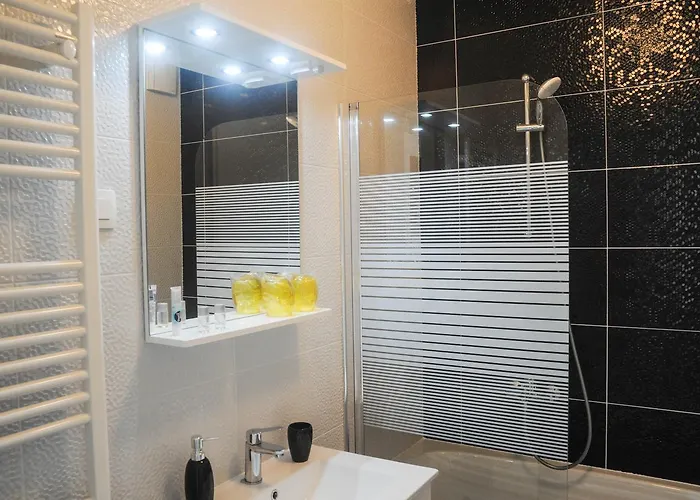 골든 게이트 아파트먼트