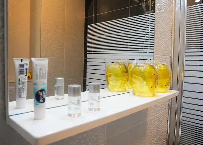 골든 게이트 아파트먼트