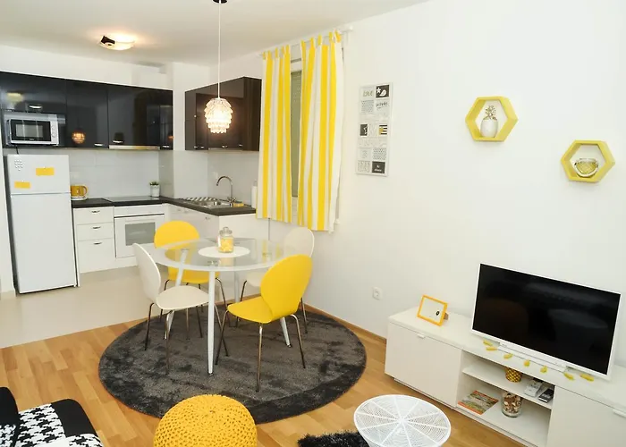 골든 게이트 아파트먼트 아파트