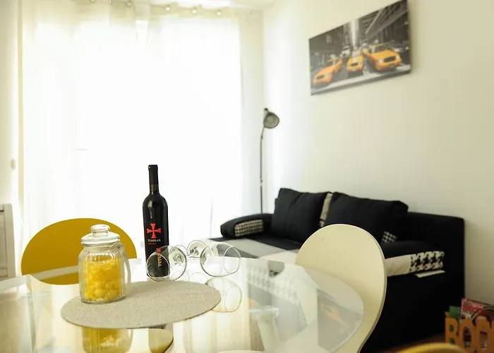 Golden Gate アパート *